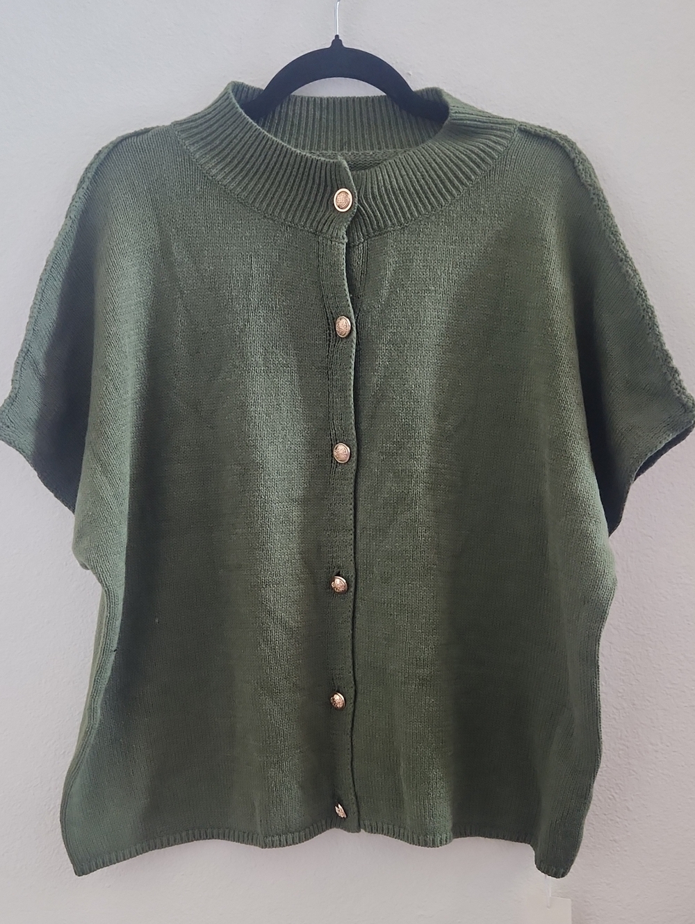 Saodimallsu Army Green Button-Up Knit Sweater Short Sleeve Top